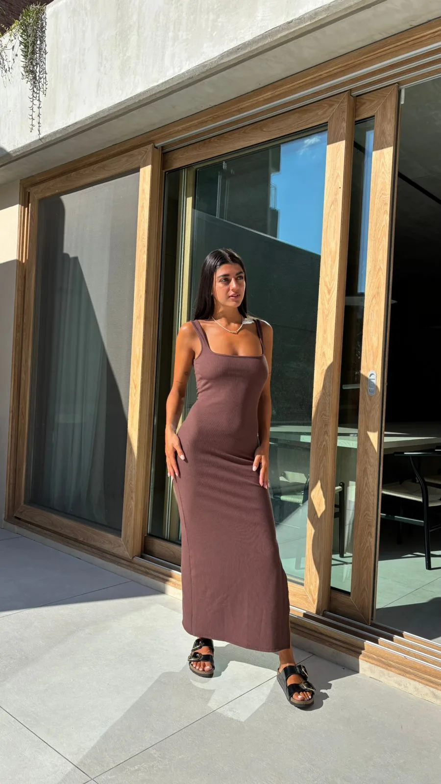 26/V07 – MAXIVESTIDO CUELLO U – MORLEY PREMIUM