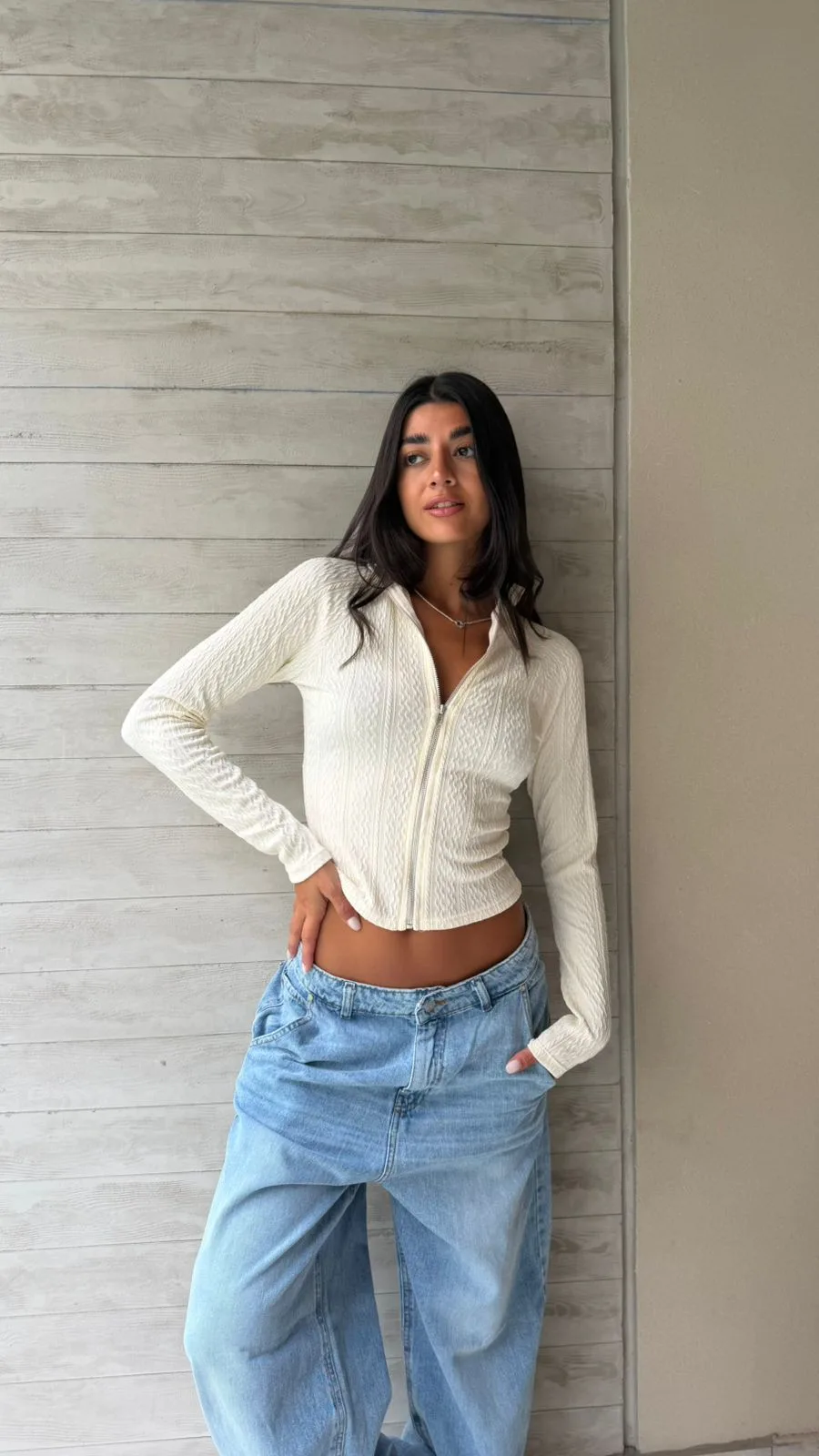 26/T42 - TOP M/L CIERRE DOBLE  – TEJIDO CABLE