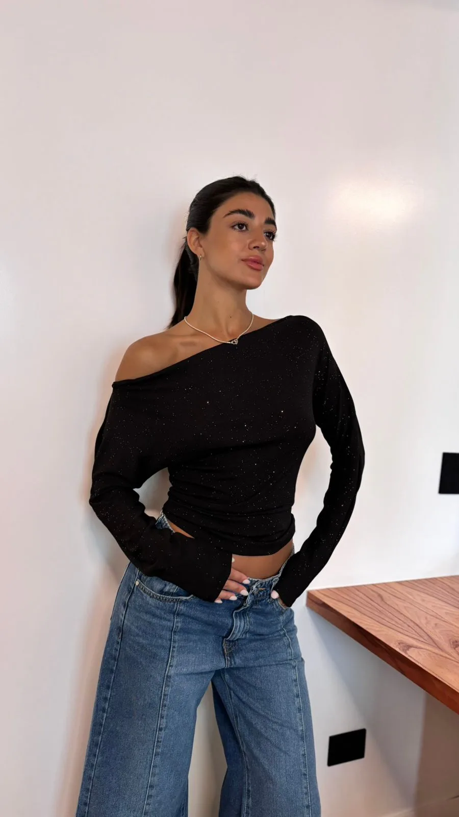 26/T41 - TOP UN HOMBRO M/L - LANILLA SPARKLE