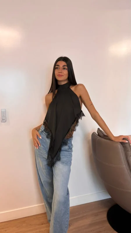 26/T70 - TOP CHOKER PICO S/ESPALDA PUNTILLA – MICROFIBRA