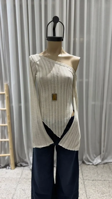 26/T189 – TOP HOMBRO CAIDO MANGA OXFORD – TEJIDO BUCAREST