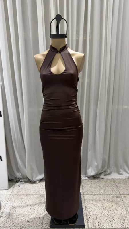 26/V76 - MAXIVESTIDO S/ESP FRUNCE CUELLO MAO - TRICOT