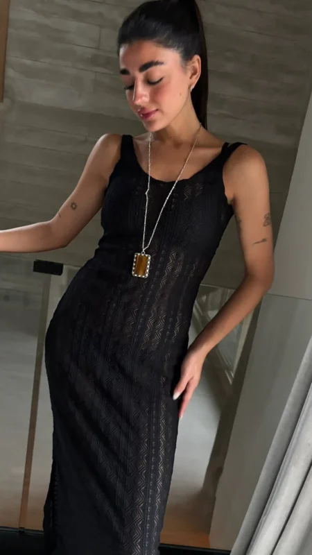 26/V75 – MAXIVESTIDO SIN ESPALDA CON TAJO – TEJIDO MELBOURNE