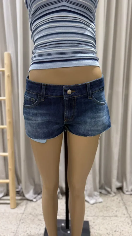 26/P1003 – SHORT TIRO BAJO – DENIM RIGIDO