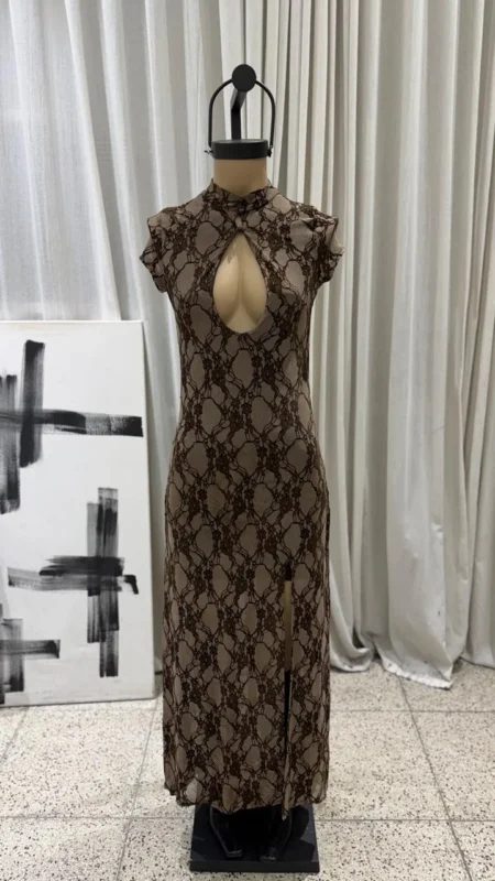 26/V108 - MAXIVESTIDO M/C CUELLO MAO TAJO LARGO - MICROTUL FLOCK