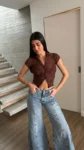 26/T288 – TOP M/C CHOMBA CON BOTON – ENCAJE ROSAS
